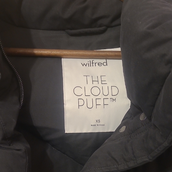 Wilfred Midnight Black Cloud Puffer Jacket - Picture 2 of 6